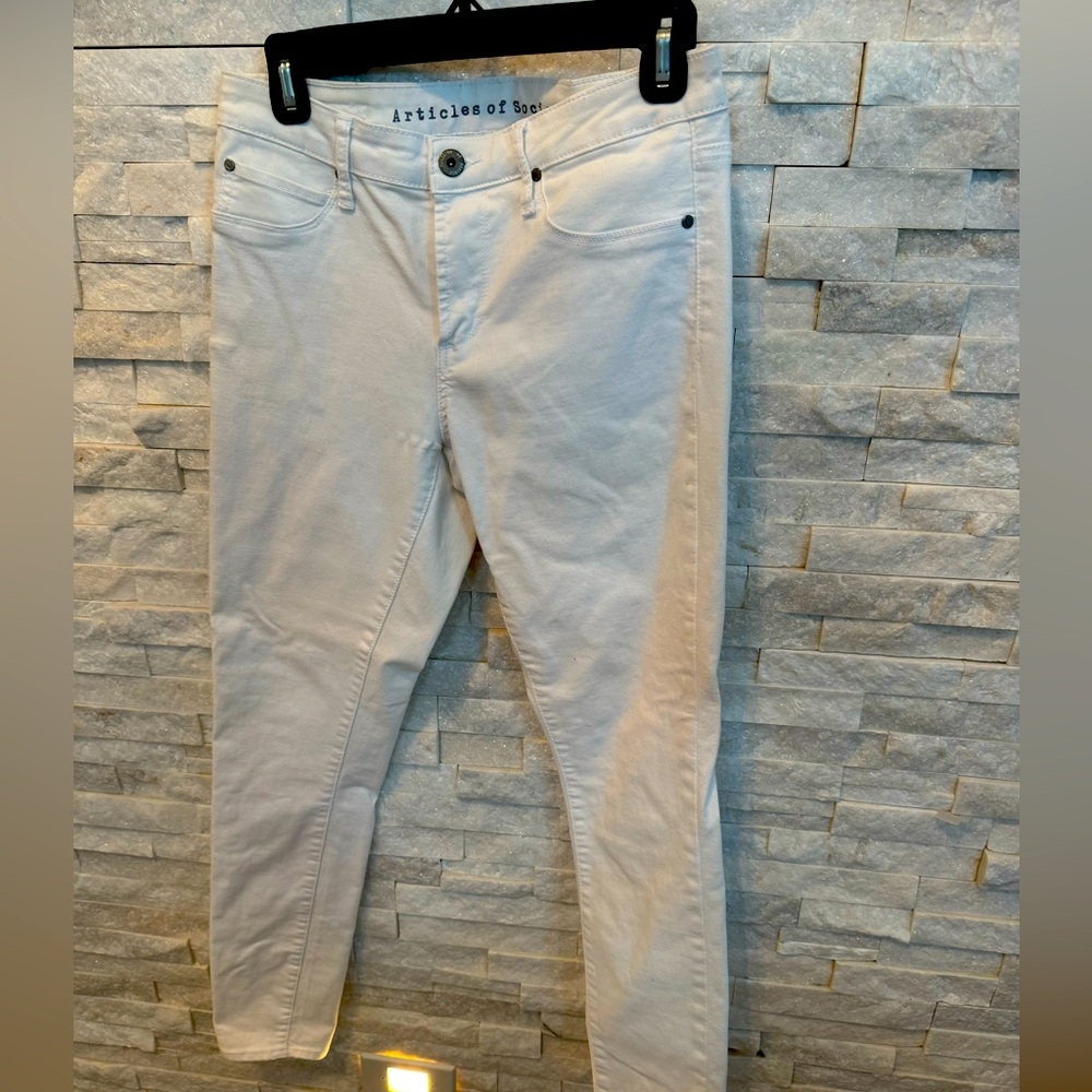 Articles of Society White Jeans Size 27